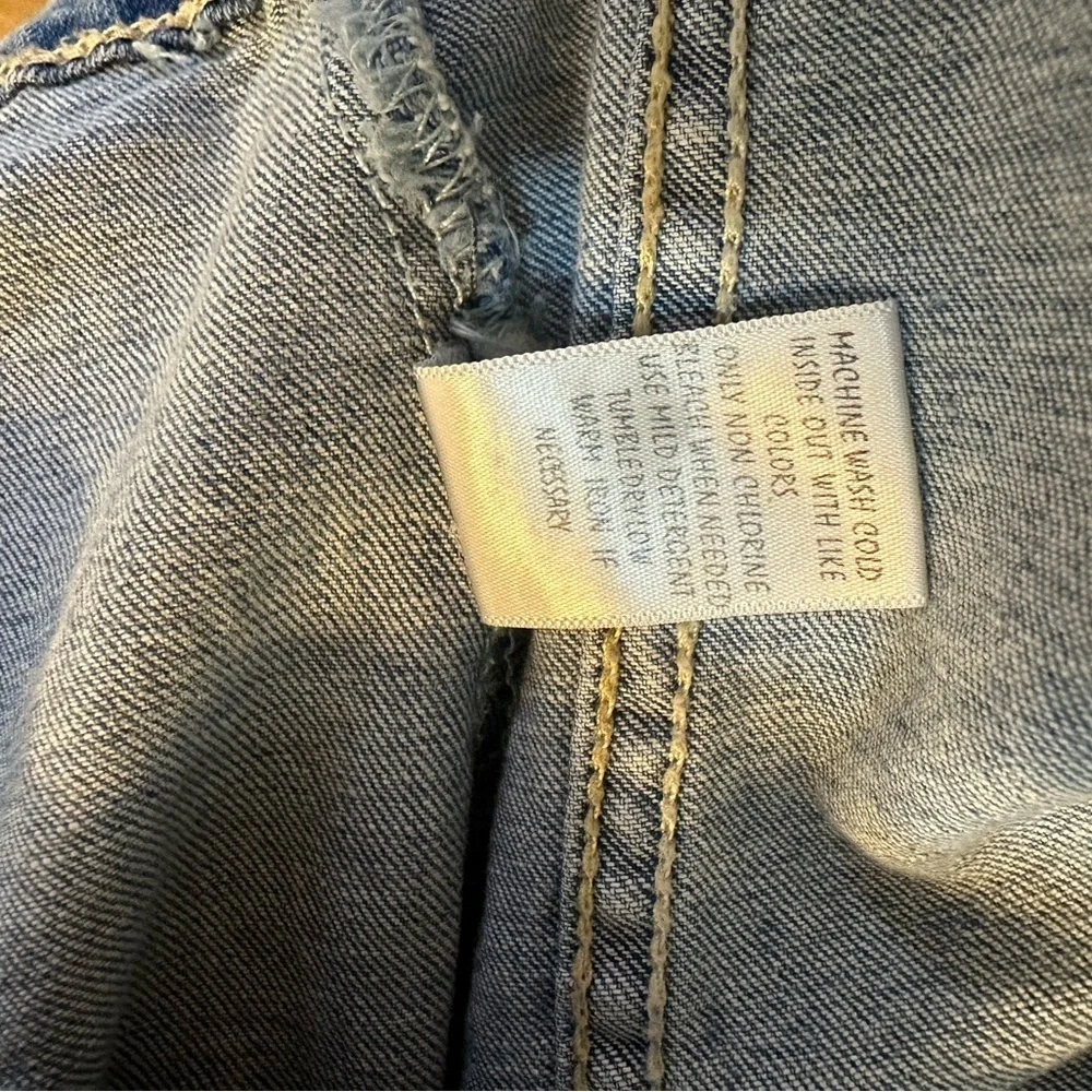 Dollhouse Light Wash Denim Western Jacket Women’s‎ Medium  Cropped Jean Style
